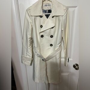 Like New Kenneth Cole Cream Belted Trench Coat